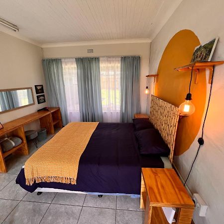 Firefly Budget Friendly Guest House Kempton Park Exterior foto